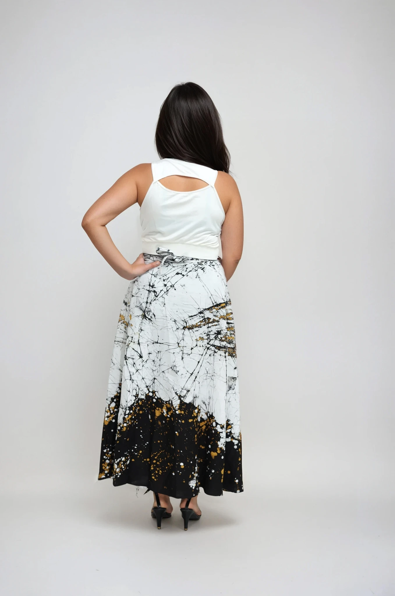 9H0A9289-Holly-Studio (1)