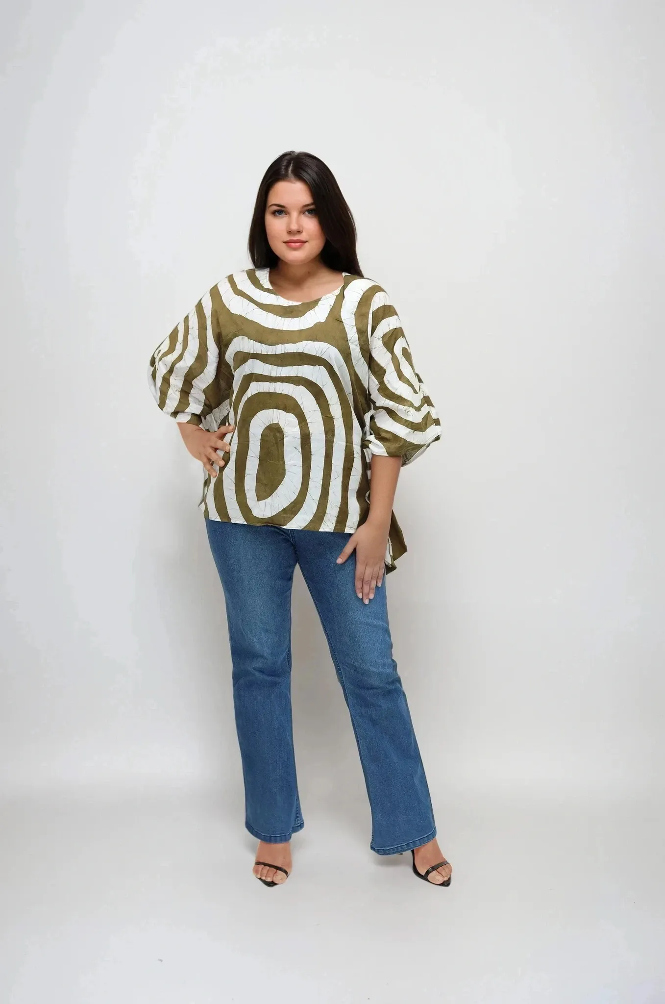 Hand Crafted Aranya Trace Batik Top1