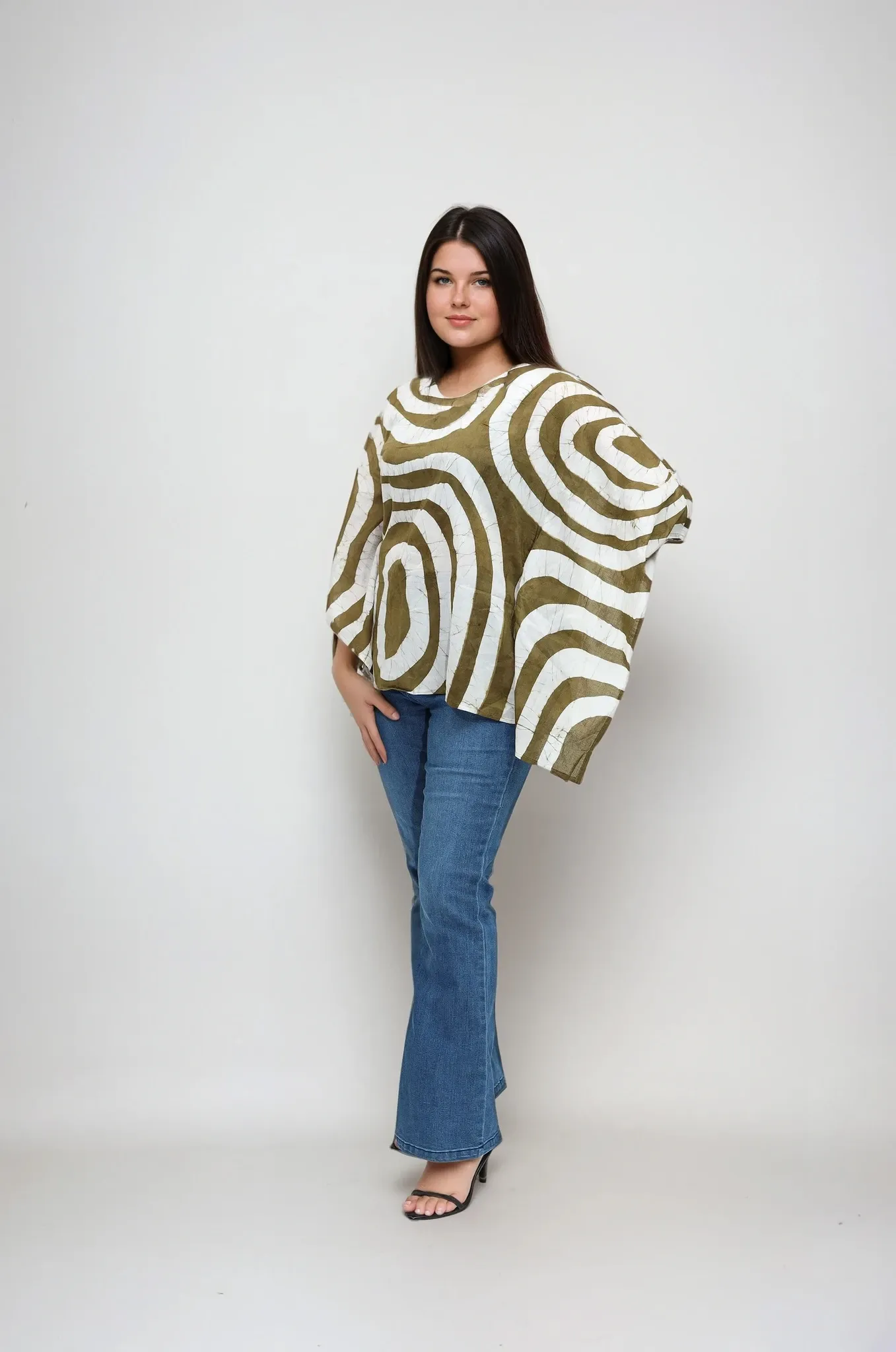 Hand Crafted Aranya Trace Batik Top3