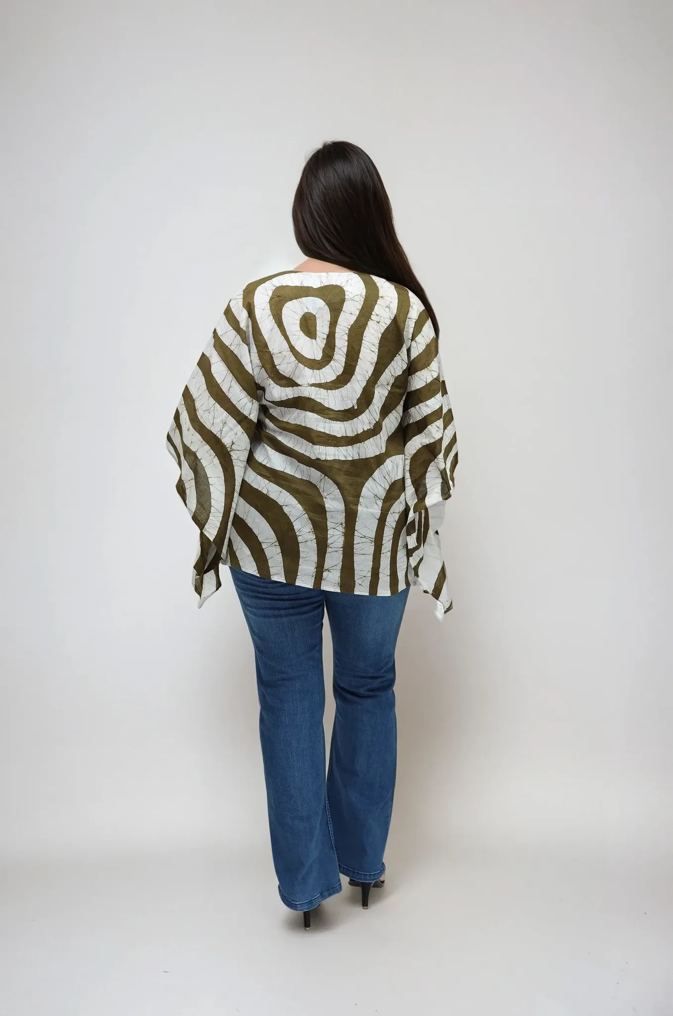 Hand Crafted Aranya Trace Batik Top4