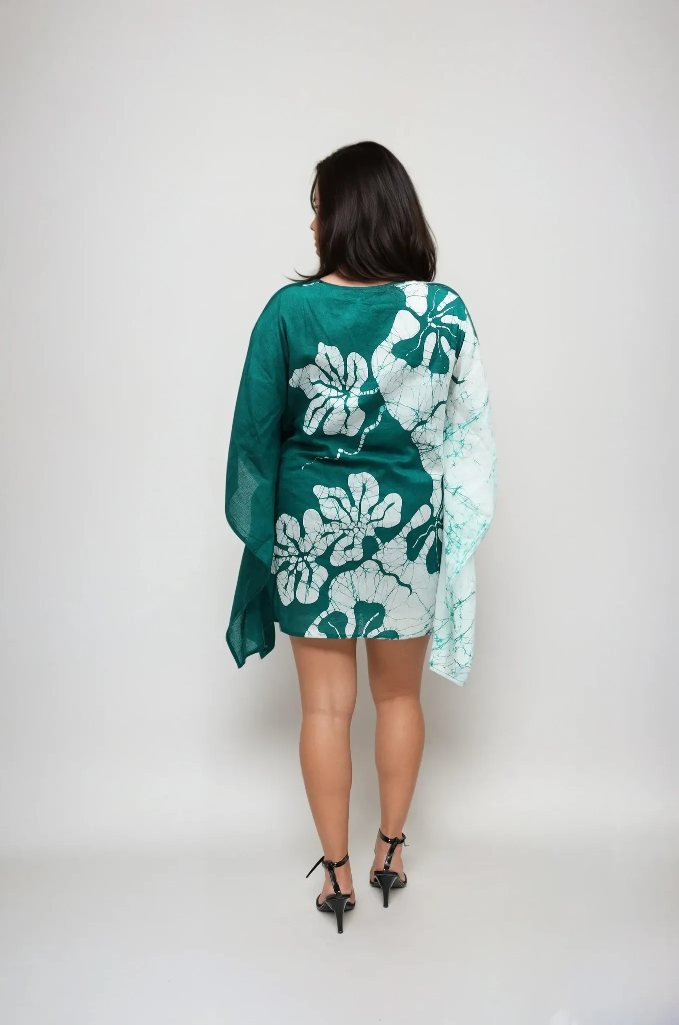 Hand Crafted Wild Colver Batik Dress4